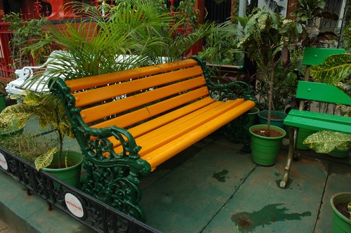 garden bench manufacturers in chennai